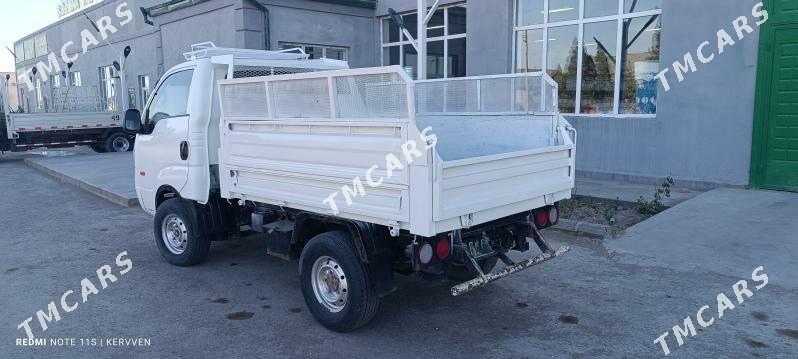 Kia Bongo 2011 - 190 000 TMT - Дашогуз - img 5