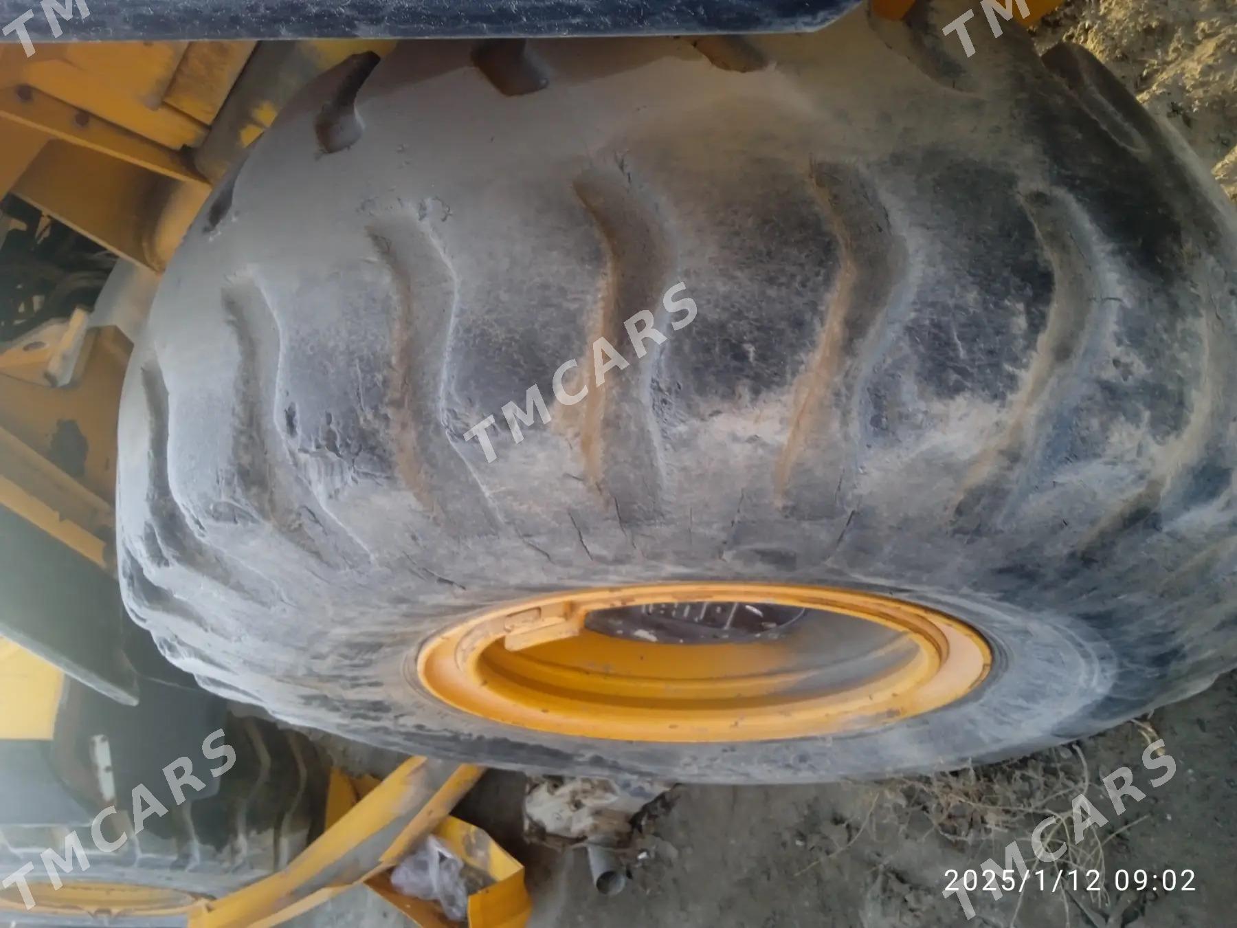 JCB 3CX ECO 2011 - 500 000 TMT - Чарджоу - img 9