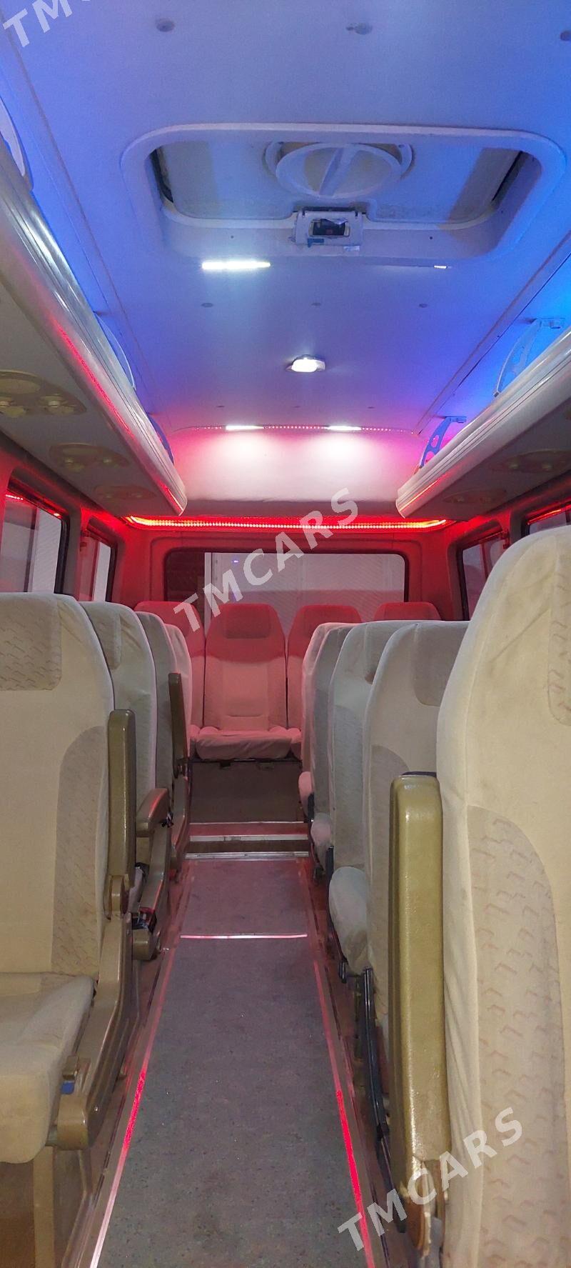 Iveco Daily 2006 - 200 000 TMT - Туркменабат - img 9