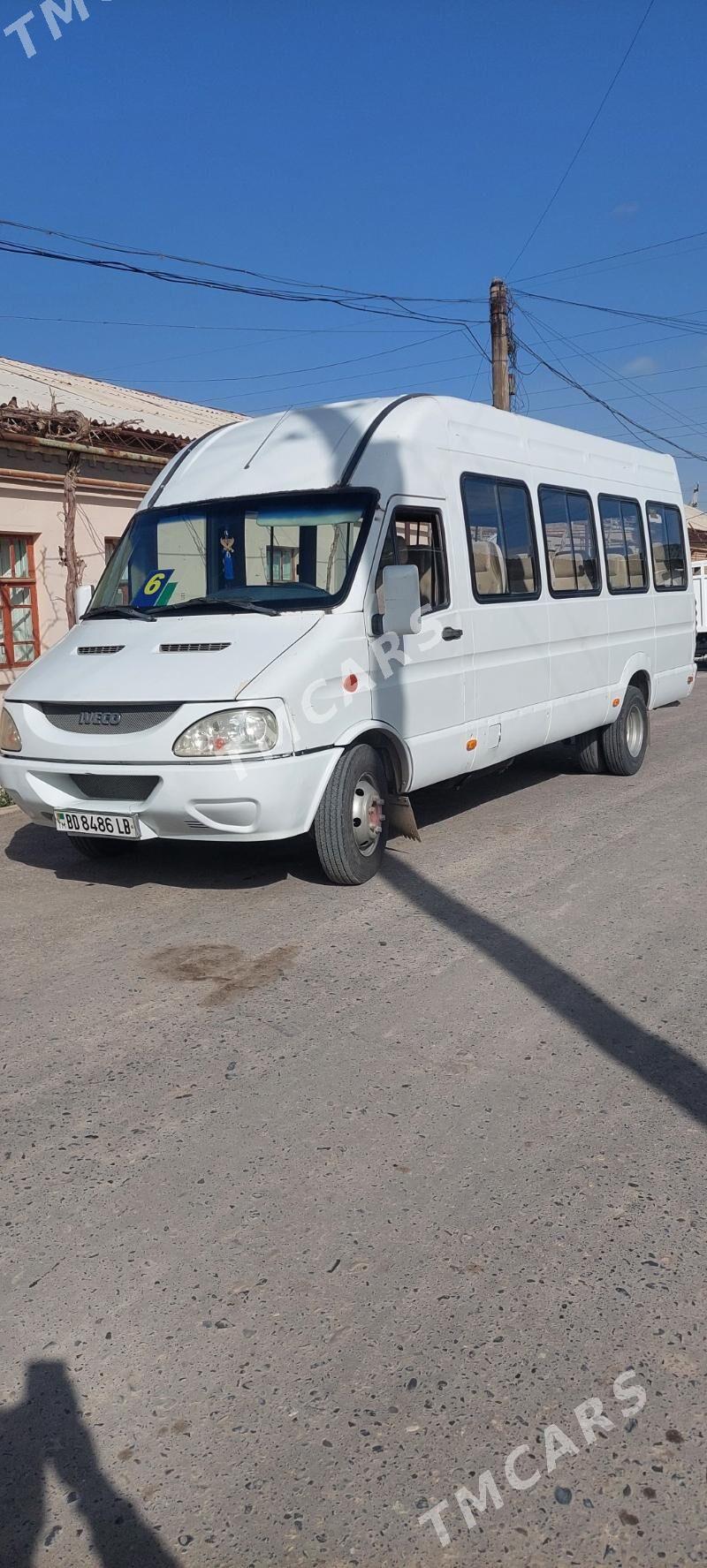 Iveco Daily 2006 - 200 000 TMT - Туркменабат - img 10