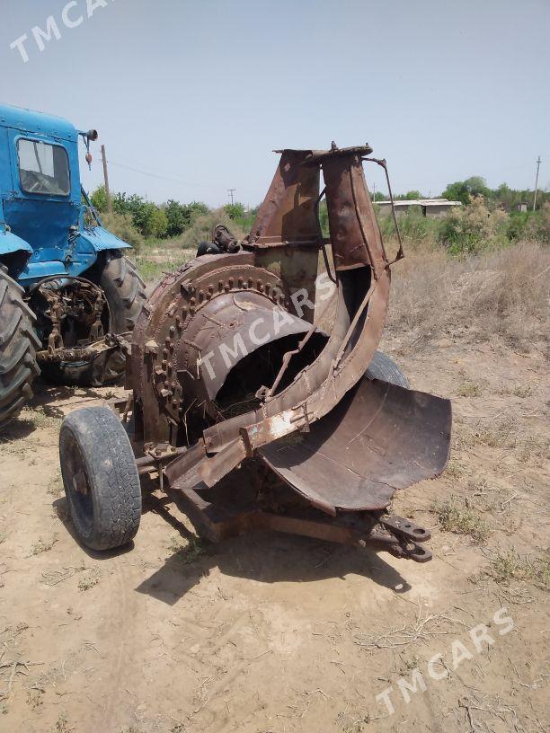 MTZ T-28 1980 - 65 000 TMT - Мары - img 7