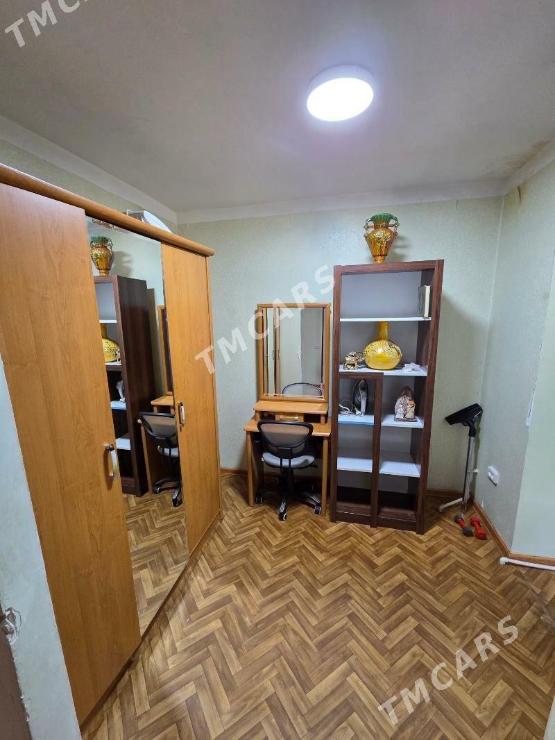 EÝESINDEN SATLYK JAÝ 1NJI ETAŽ - Aşgabat - img 5