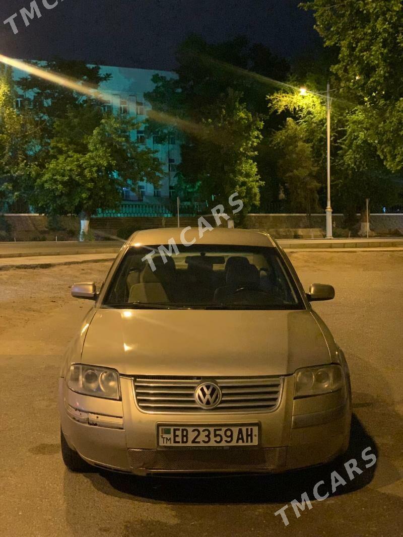 Volkswagen Passat 2002 - 70 000 TMT - 30 мкр - img 5