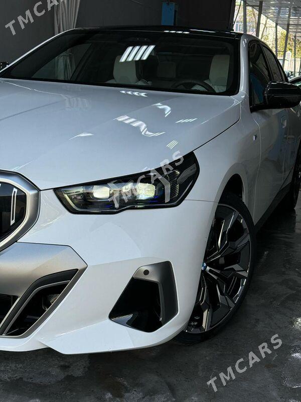 BMW 5 Series 2024 - 1 875 000 TMT - Ашхабад - img 2
