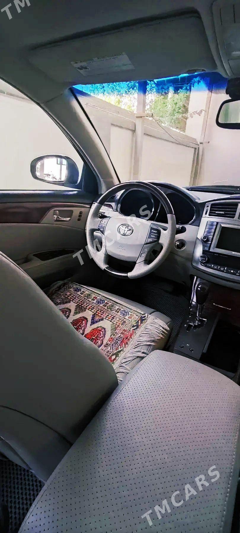 Toyota Avalon 2011 - 230 000 TMT - Мары - img 3