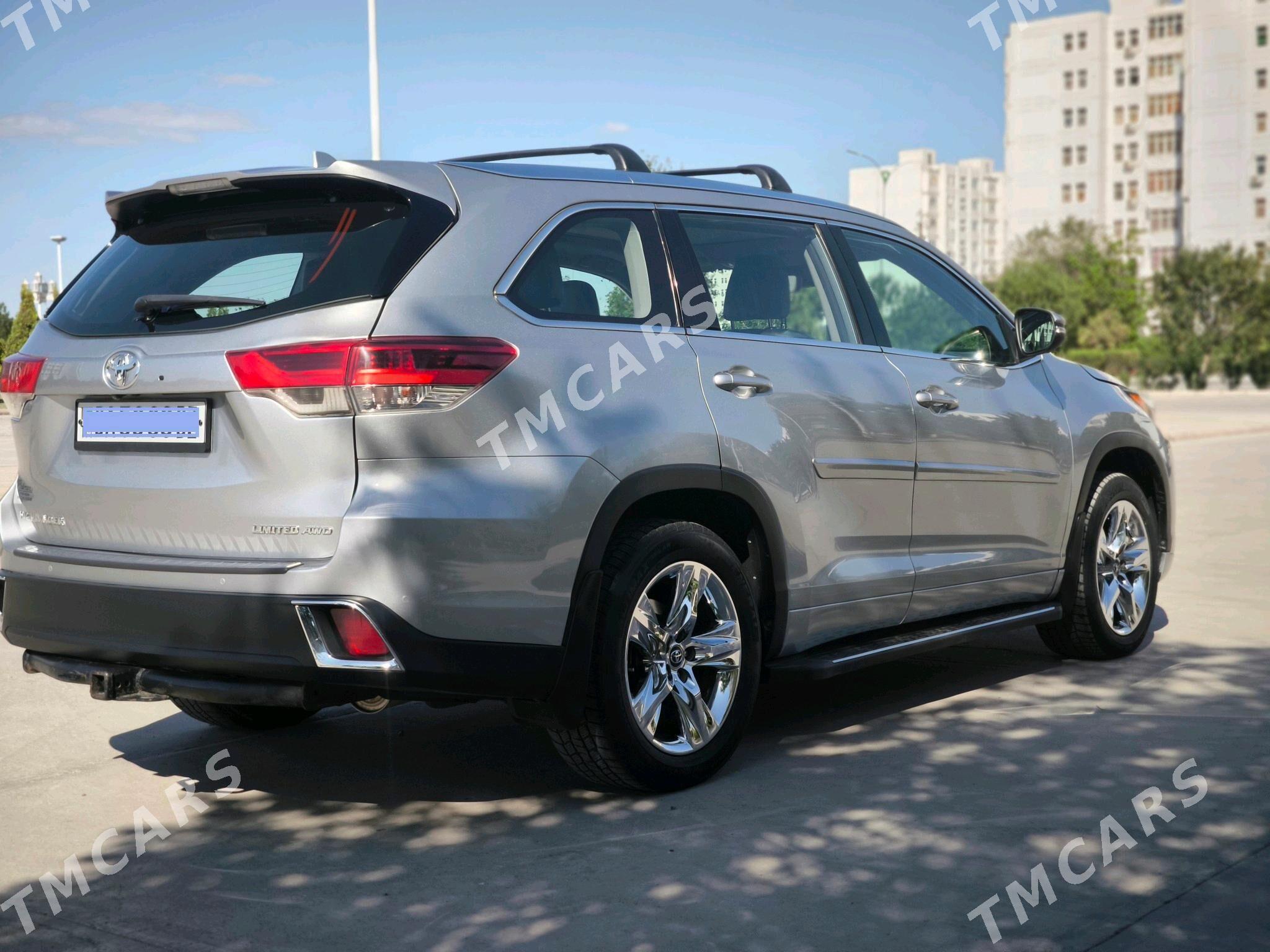 Toyota Highlander 2018 - 460 000 TMT - Дашогуз - img 3