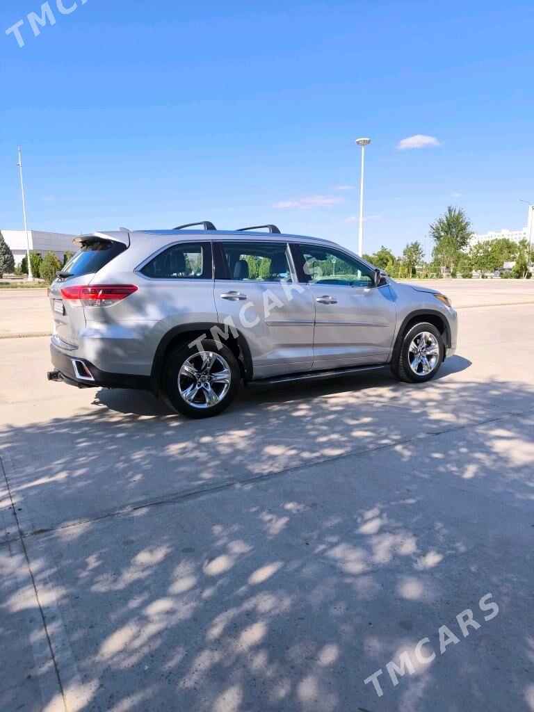 Toyota Highlander 2018 - 460 000 TMT - Дашогуз - img 1