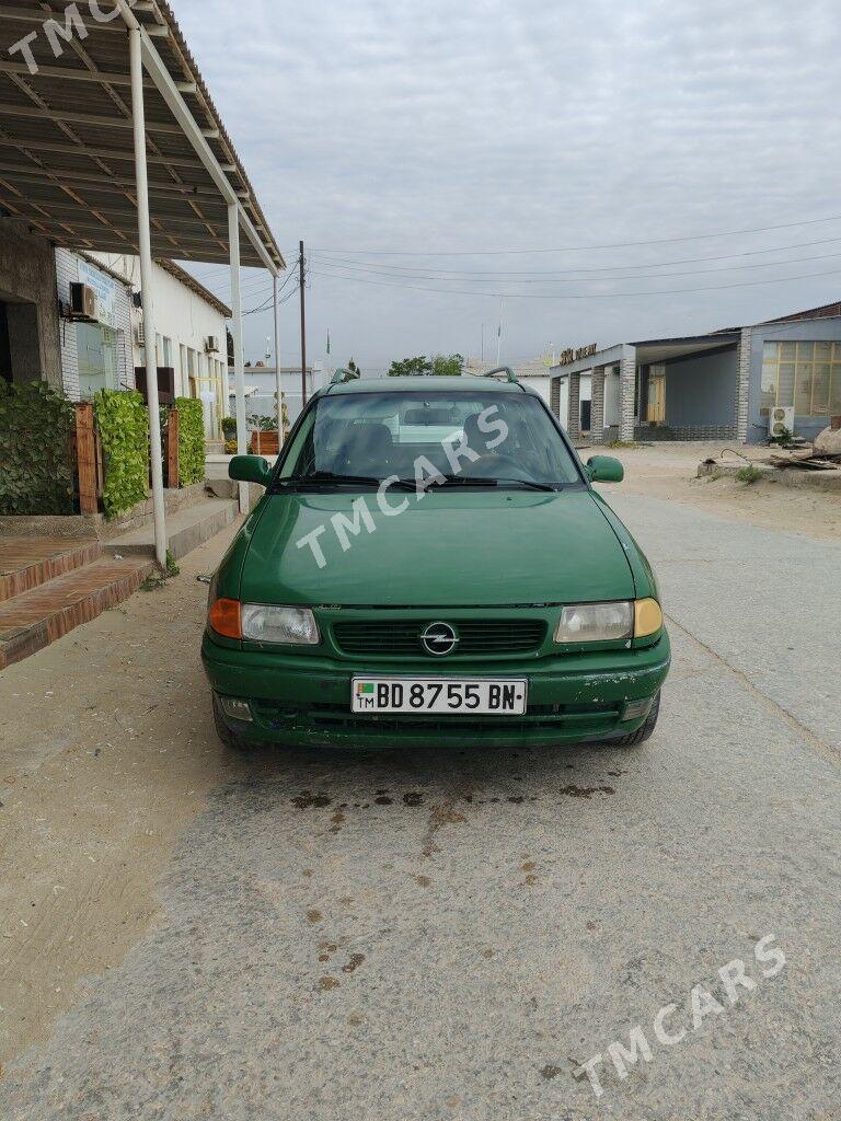 Opel Astra 1997 - 39 000 TMT - Гызыларбат - img 2