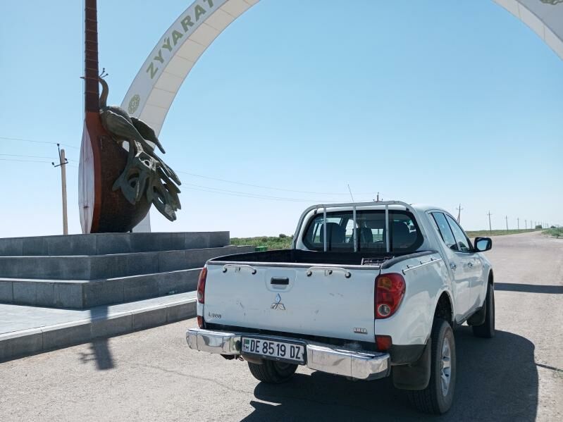 Mitsubishi L200 2010 - 155 000 TMT - Дашогуз - img 2