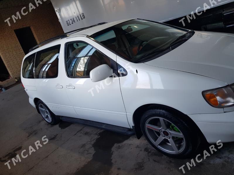 Toyota Sienna 2001 - 170 000 TMT - Çärjew - img 4