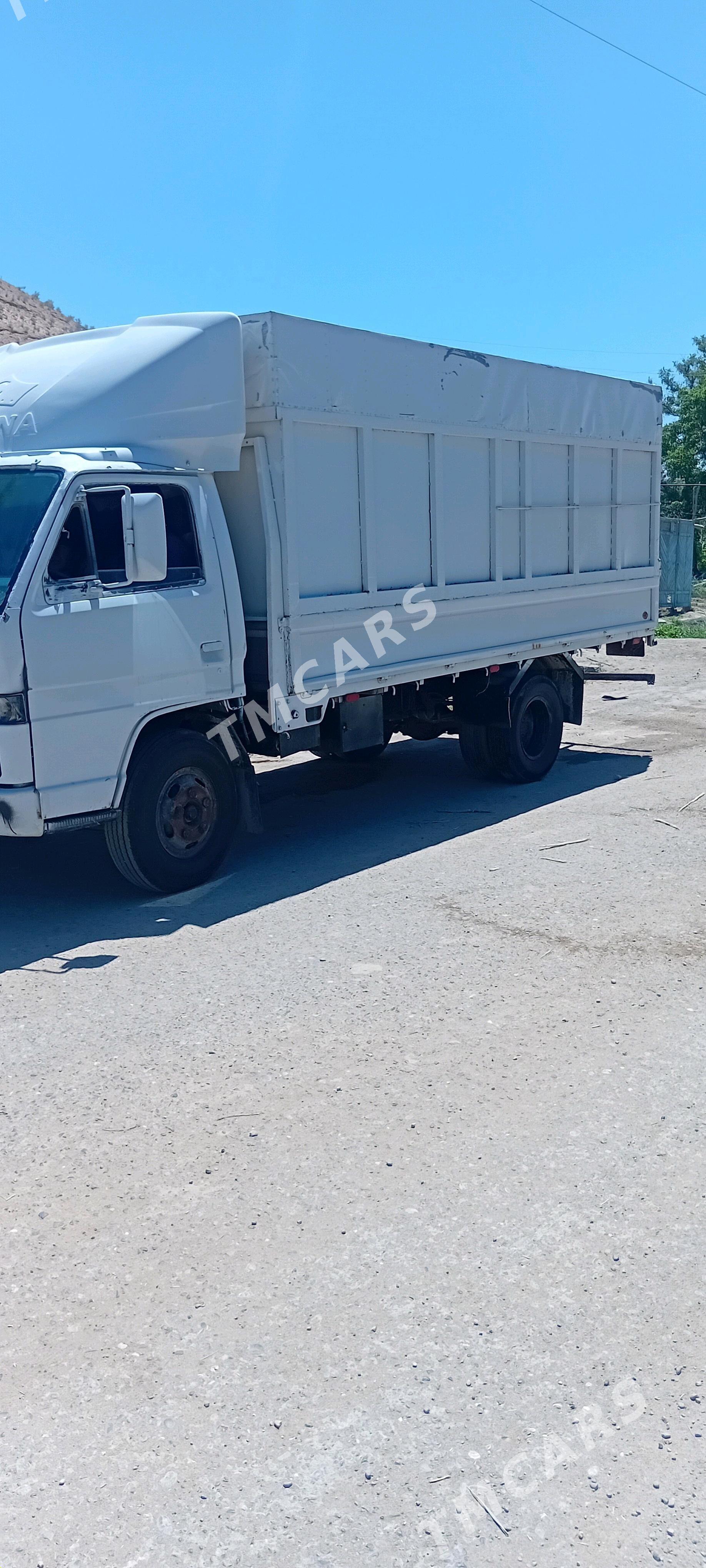 Isuzu Elf 1994 - 120 000 TMT - Чарджоу - img 2