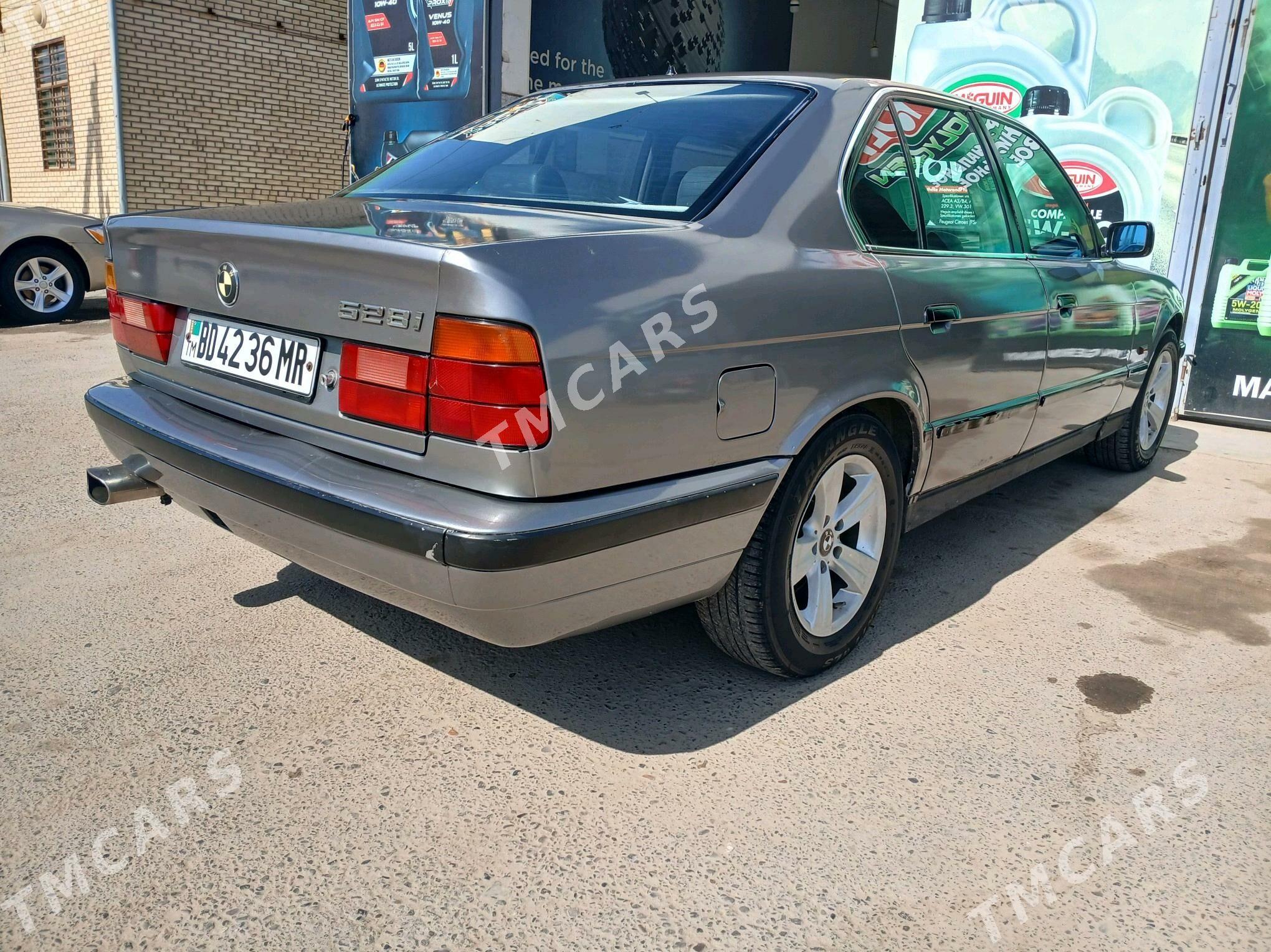 BMW 528 1993 - 50 000 TMT - Мургап - img 5