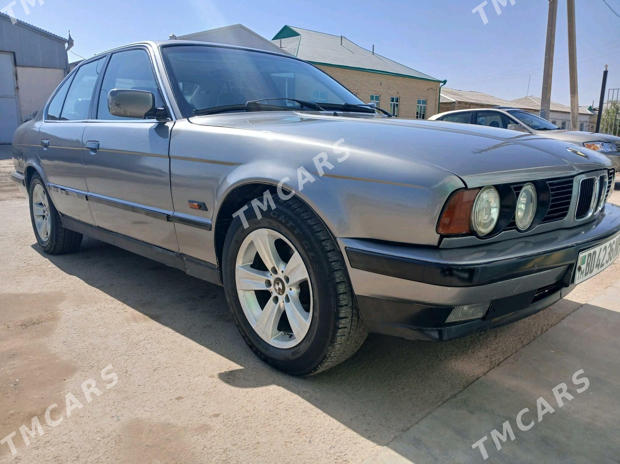 BMW 528 1993 - 50 000 TMT - Мургап - img 1