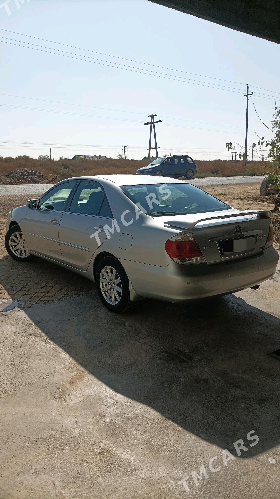 Toyota Camry 2004 - 200 000 TMT - Baýramaly - img 4