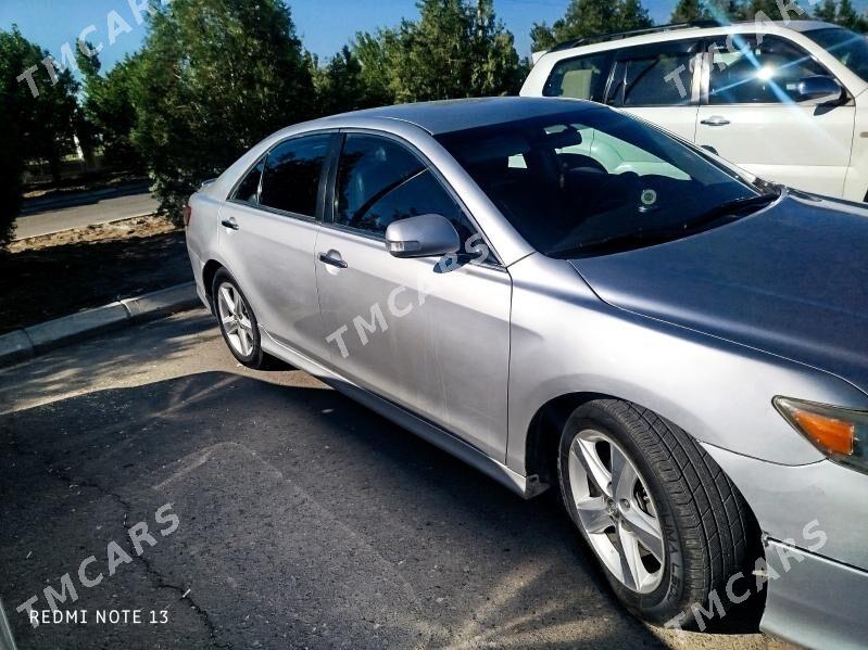 Toyota Camry 2010 - 170 000 TMT - Дашогуз - img 3
