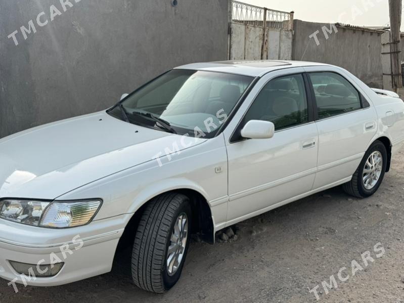 Toyota Camry 2000 - 130 000 TMT - Ýolöten - img 2