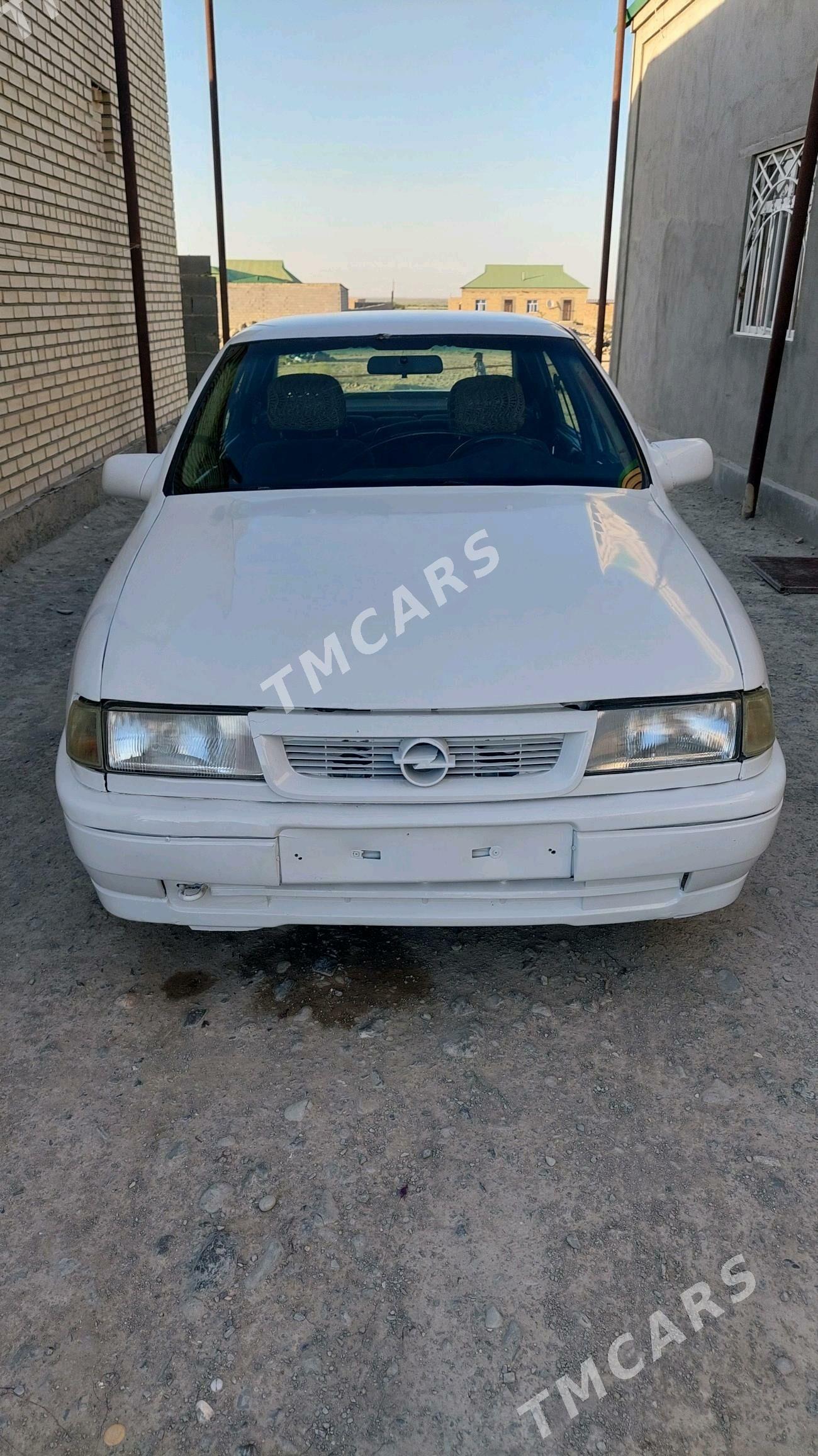 Opel Vectra 1991 - 35 000 TMT - Bäherden - img 3