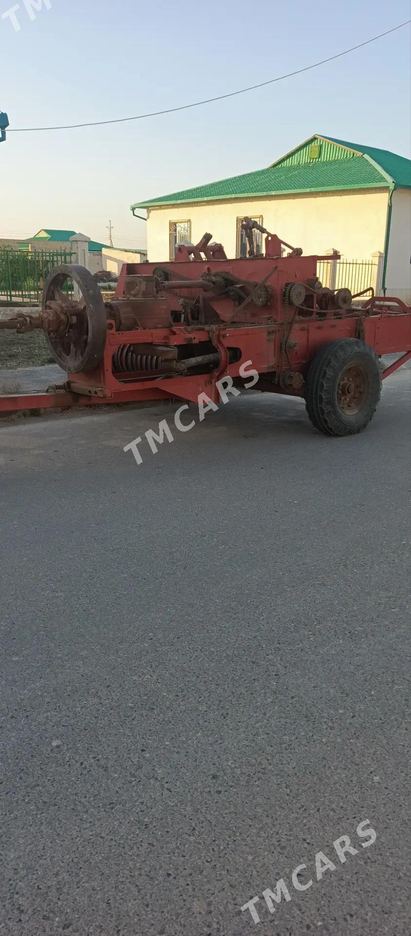 MTZ T-28 1990 - 150 000 TMT - Garabekewül - img 3