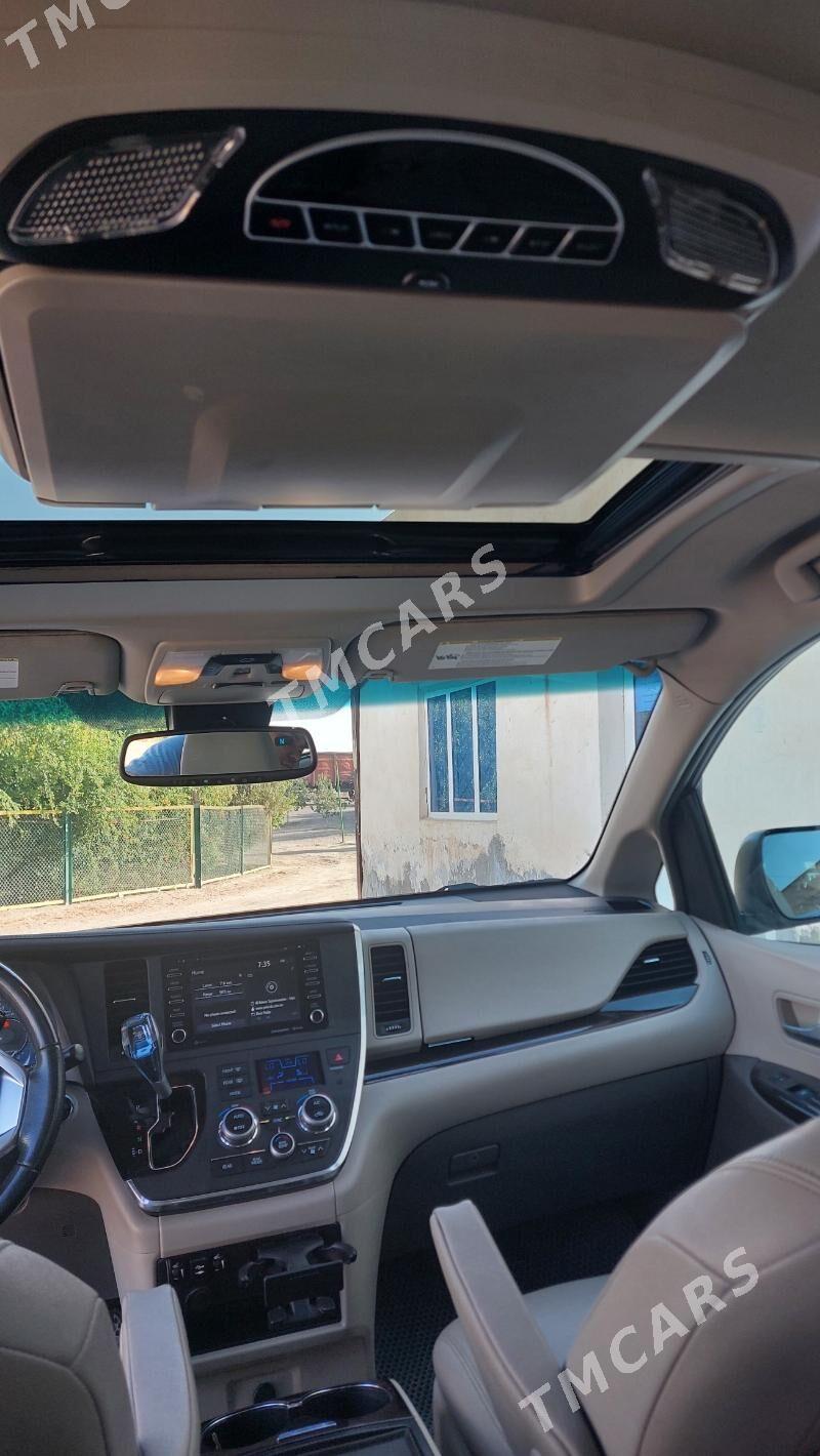 Toyota Sienna 2020 - 445 000 TMT - Койтендаг - img 3