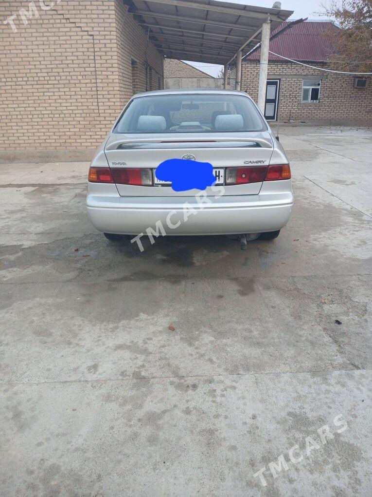 Toyota Camry 1998 - 117 000 TMT - Бахарден - img 3