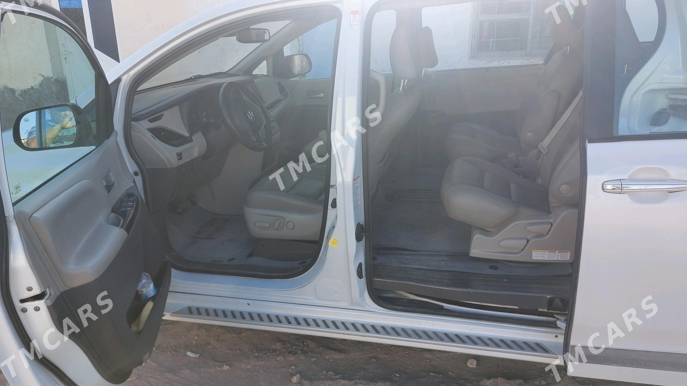 Toyota Sienna 2020 - 445 000 TMT - Койтендаг - img 7