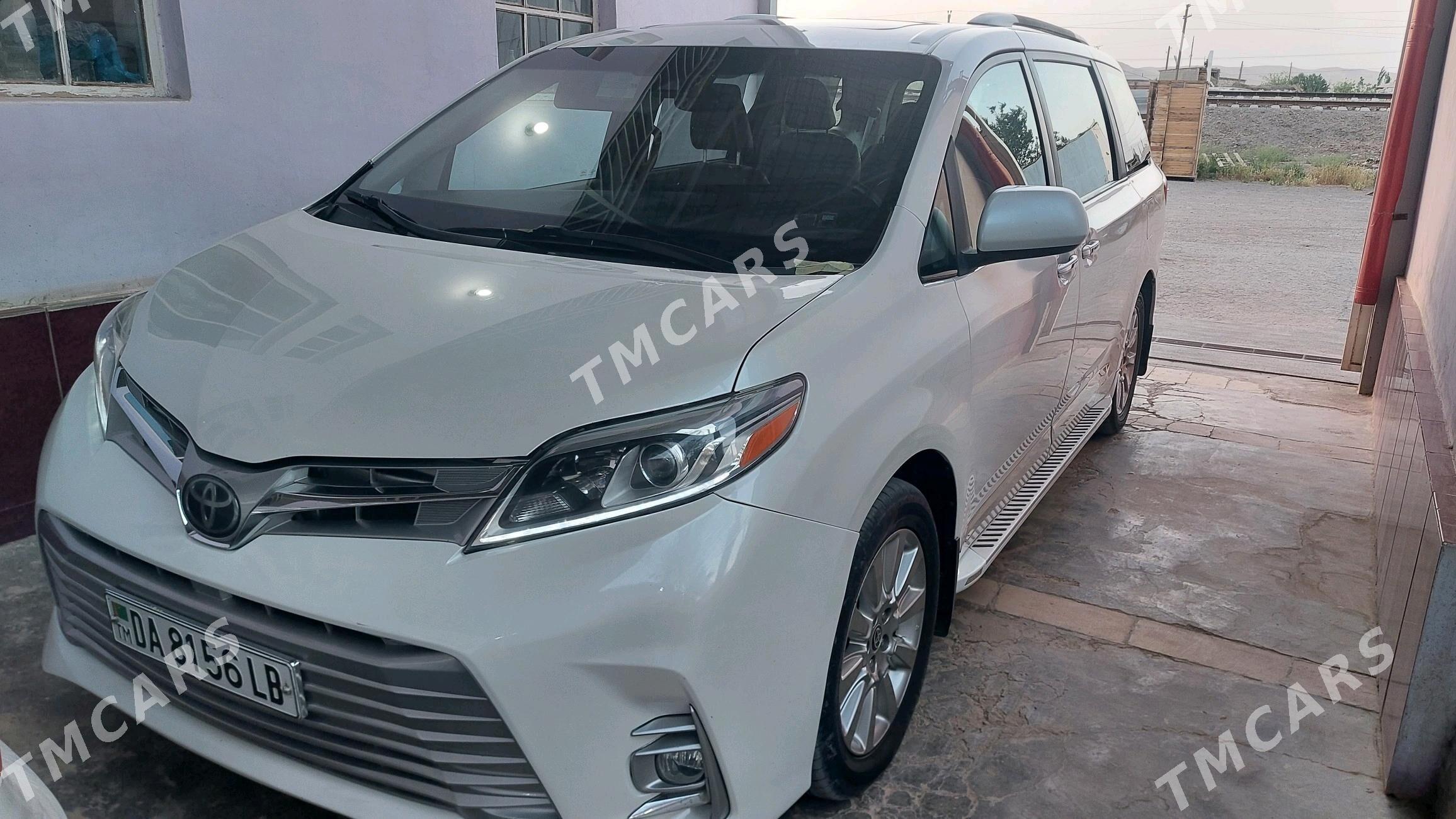 Toyota Sienna 2020 - 445 000 TMT - Койтендаг - img 9