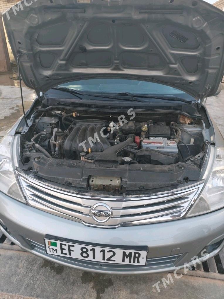 Nissan Versa 2011 - 100 000 TMT - Мары - img 2