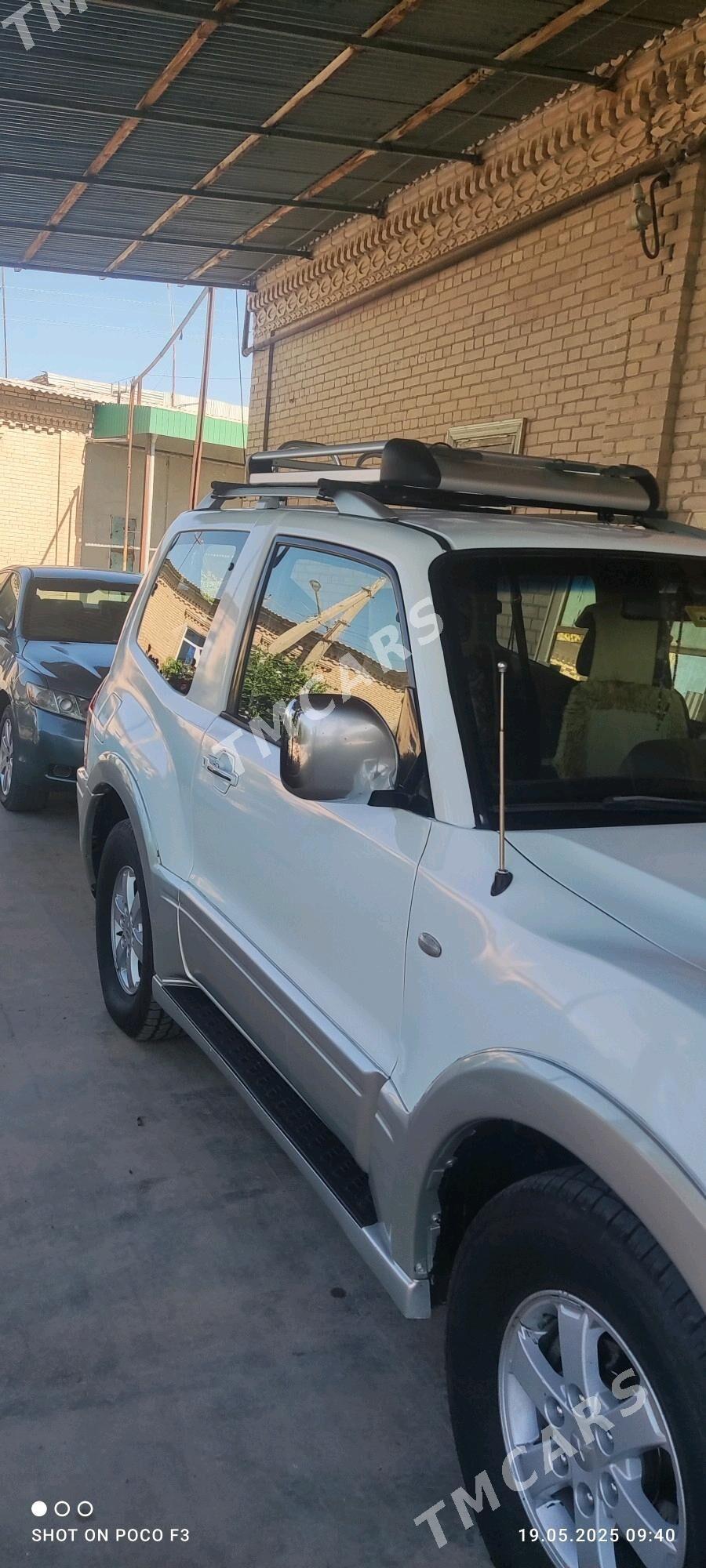 Mitsubishi Pajero 2005 - 180 000 TMT - Türkmenabat - img 4