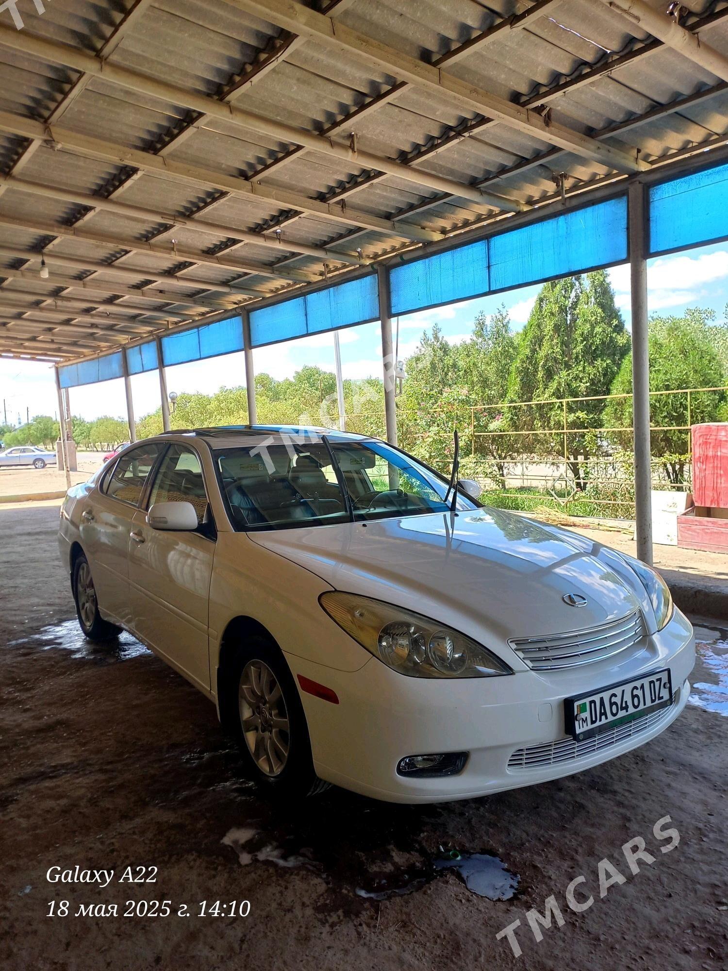 Lexus ES 300 2002 - 165 000 TMT - Gubadag - img 3