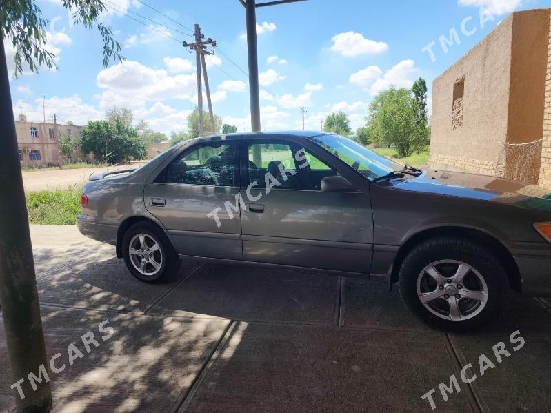 Toyota Camry 2000 - 140 000 TMT - Türkmenbaşy etr. - img 2
