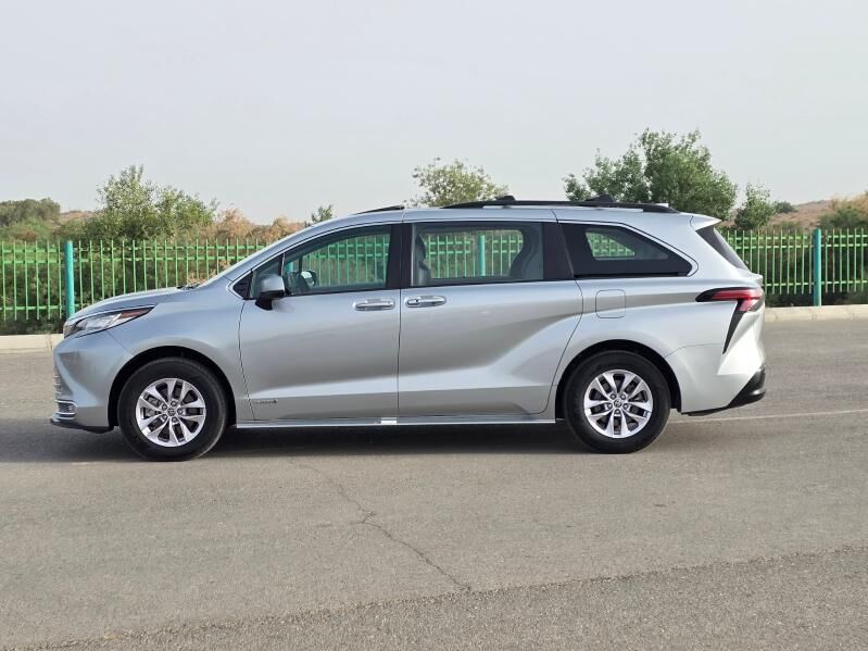 Toyota Sienna 2021 - 519 000 TMT - Ашхабад - img 6