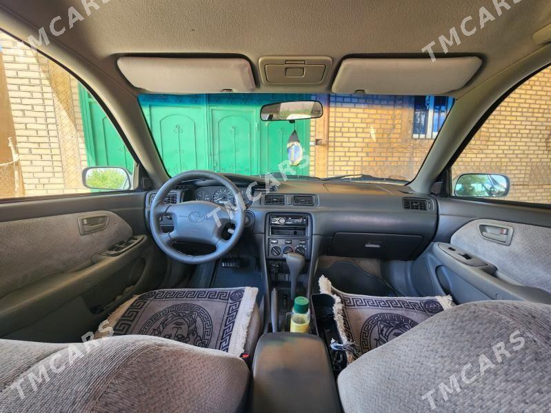 Toyota Camry 2000 - 140 000 TMT - Türkmenbaşy etr. - img 4