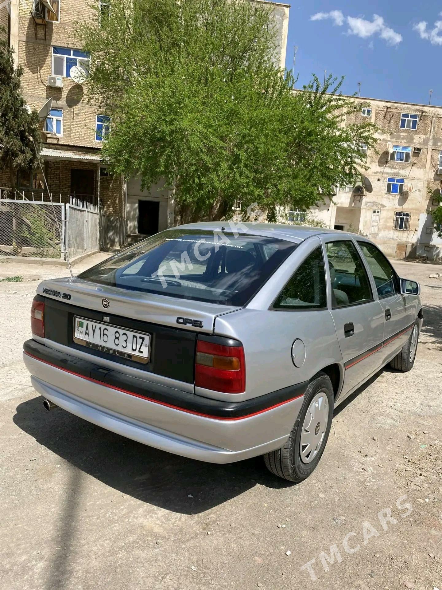 Opel Vectra 1992 - 38 000 TMT - Дашогуз - img 3