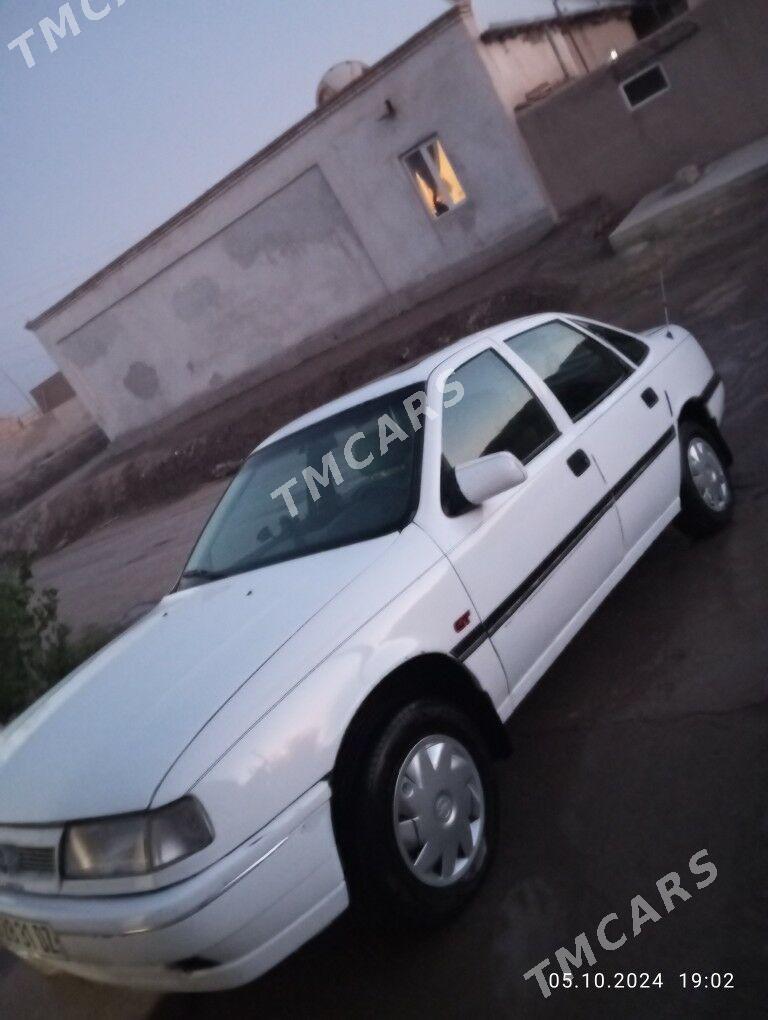 Opel Vectra 1990 - 27 000 TMT - Гурбансолтан Едже - img 2