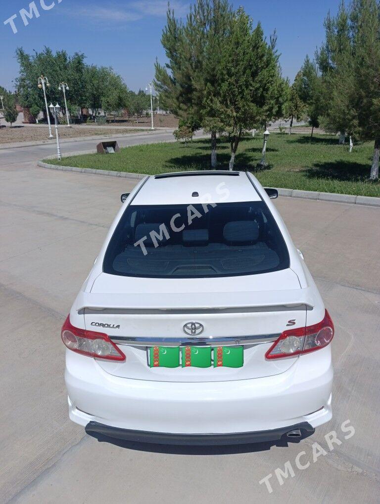 Toyota Corolla 2013 - 166 000 TMT - Türkmenabat - img 2