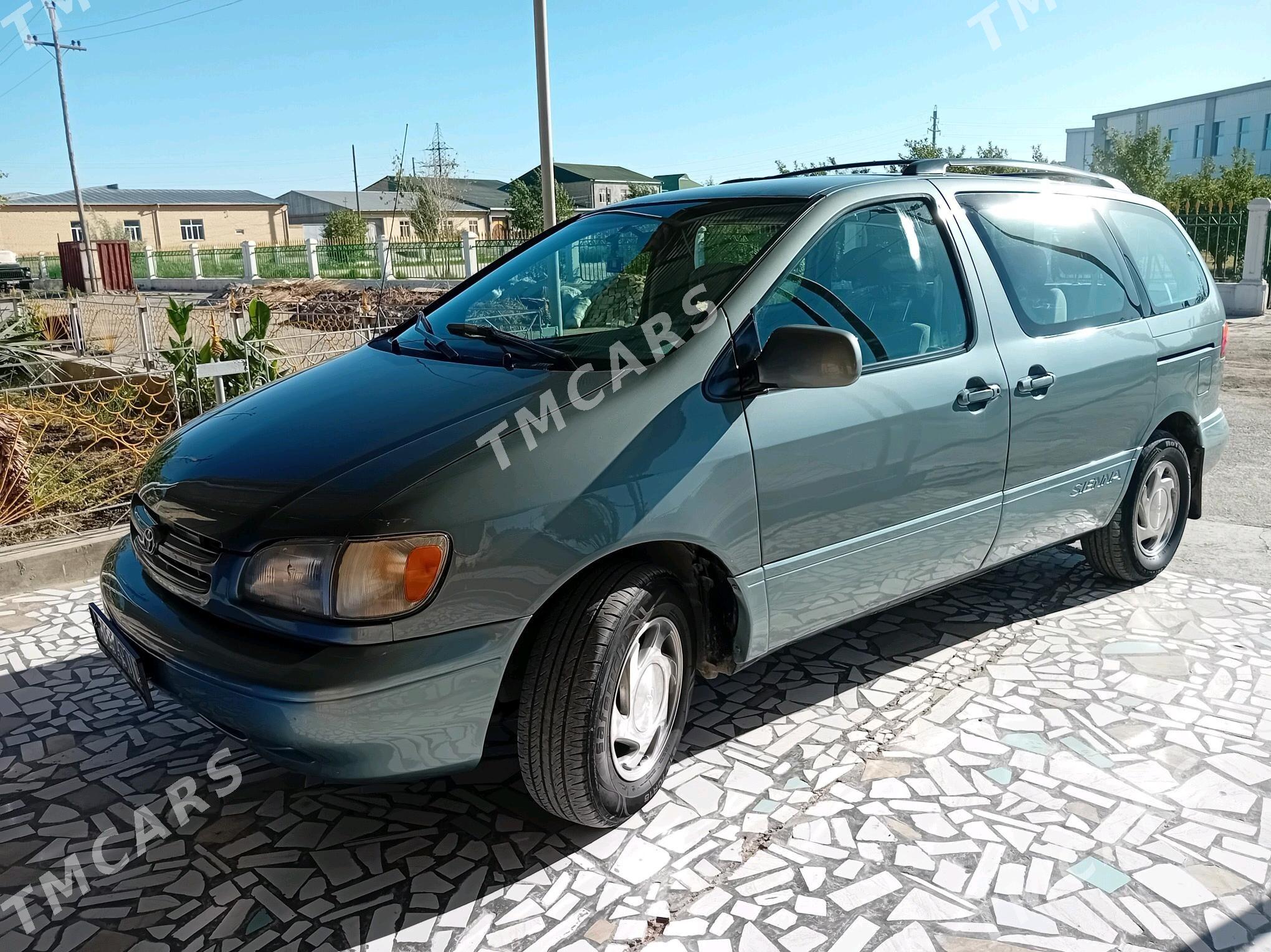 Toyota Sienna 2000 - 163 000 TMT - Türkmenabat - img 4