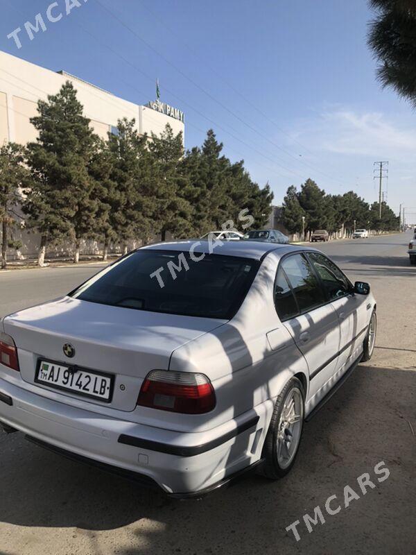 BMW 530 2003 - 110 000 TMT - Türkmenabat - img 2
