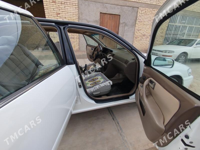 Toyota Camry 2001 - 150 000 TMT - етр. Туркменбаши - img 3
