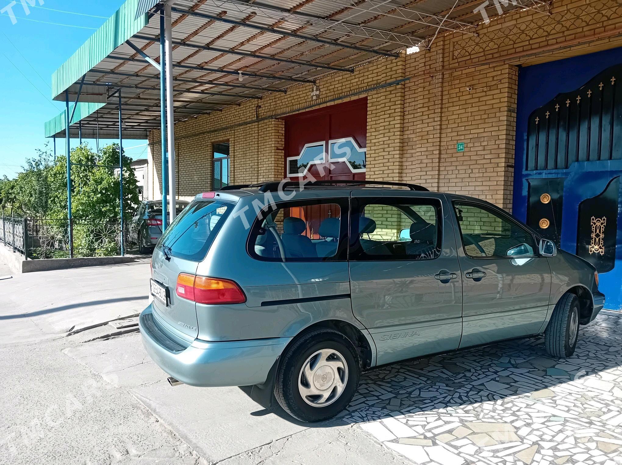 Toyota Sienna 2000 - 163 000 TMT - Türkmenabat - img 5
