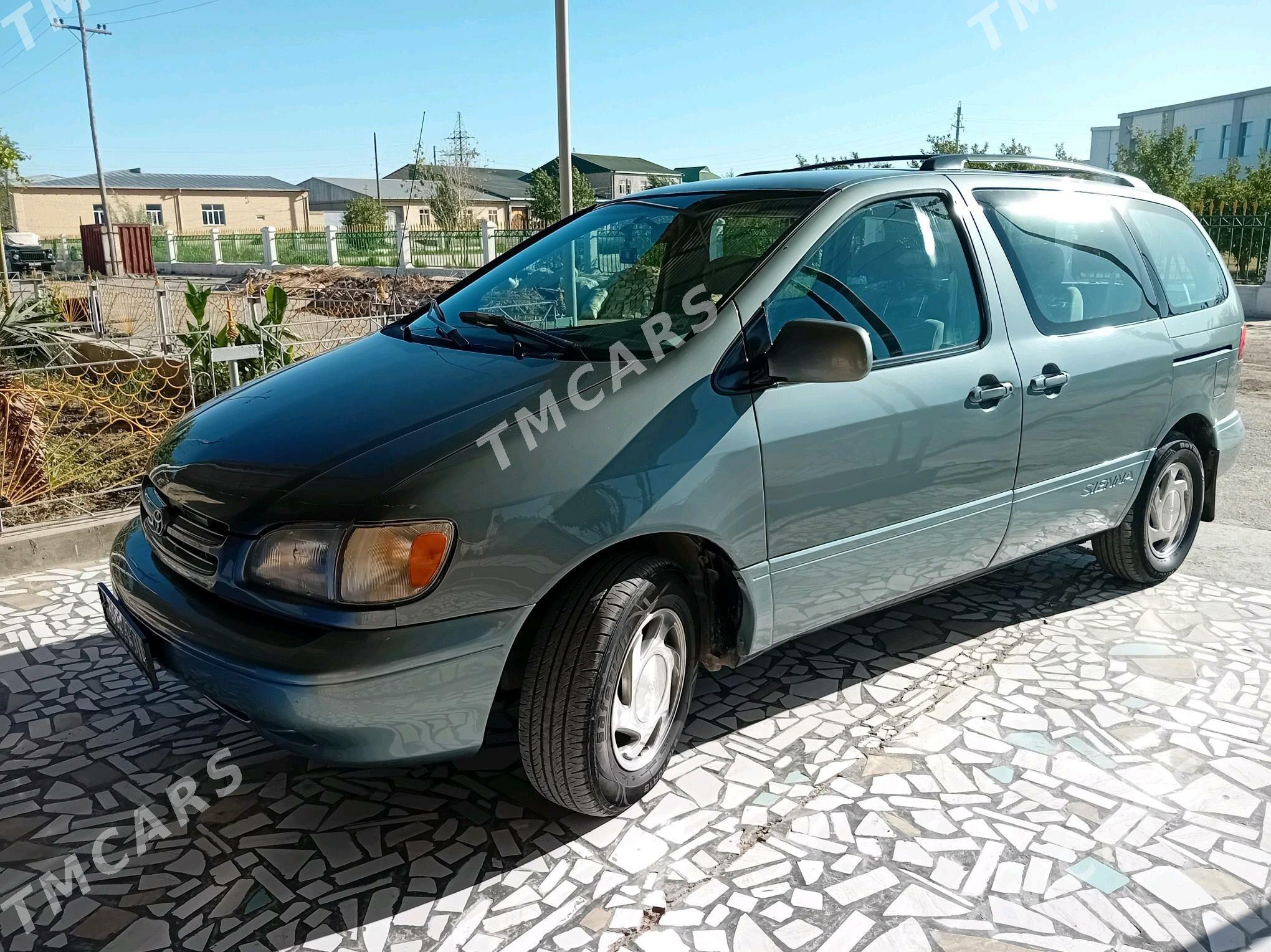 Toyota Sienna 2000 - 163 000 TMT - Türkmenabat - img 6