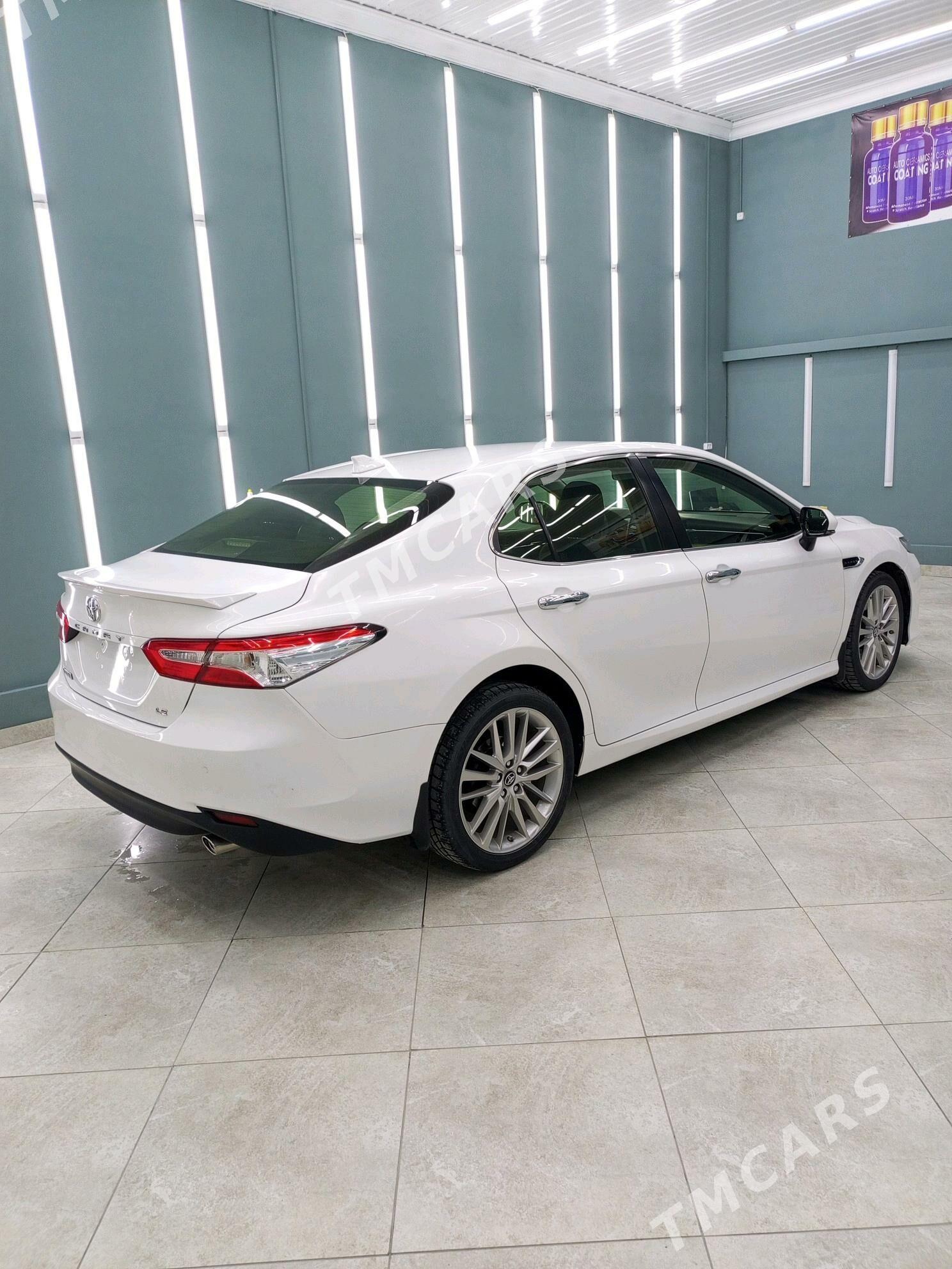 Toyota Camry 2019 - 265 000 TMT - Балканабат - img 3