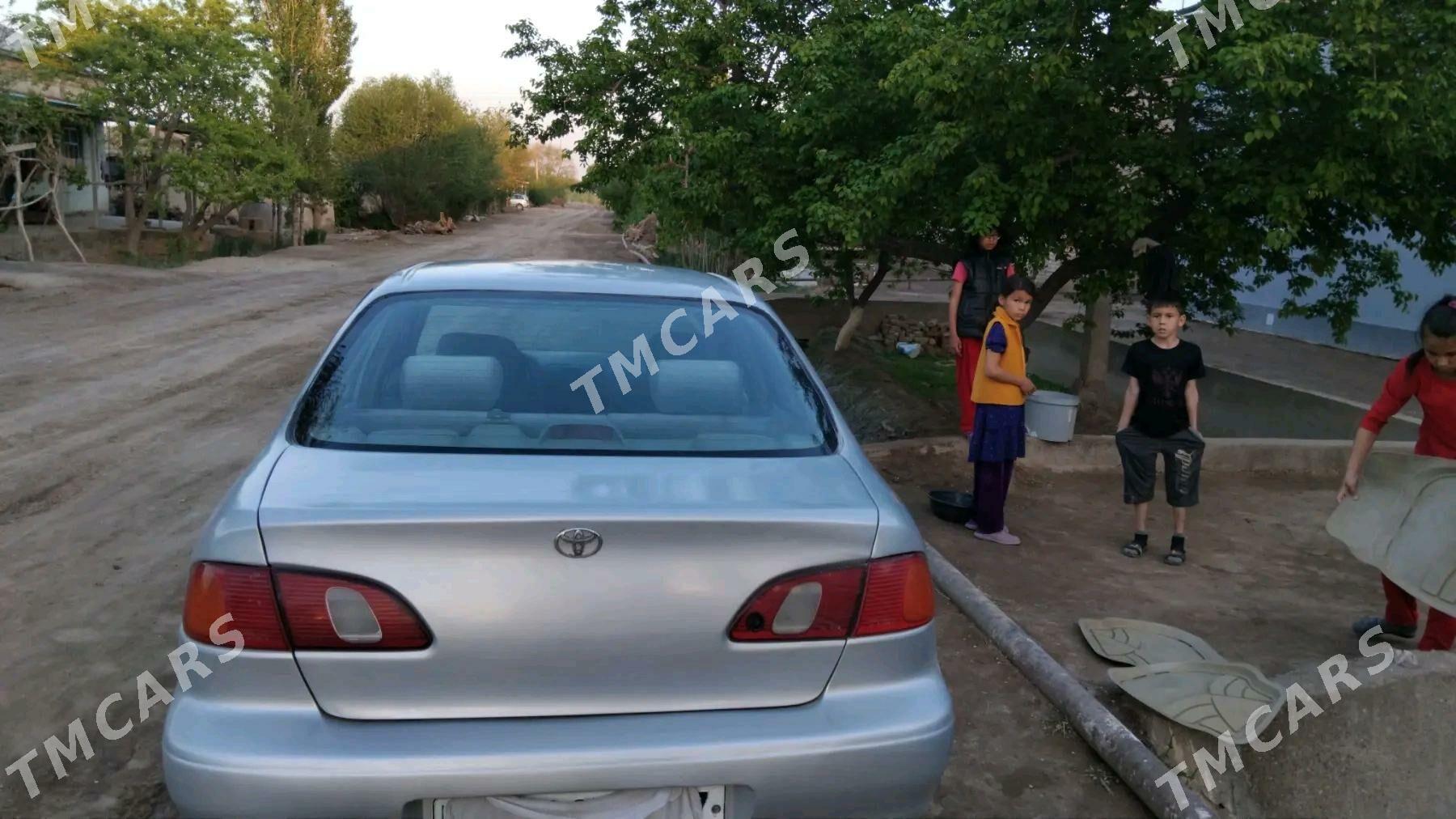 Toyota Corolla 2002 - 56 000 TMT - Гурбансолтан Едже - img 3