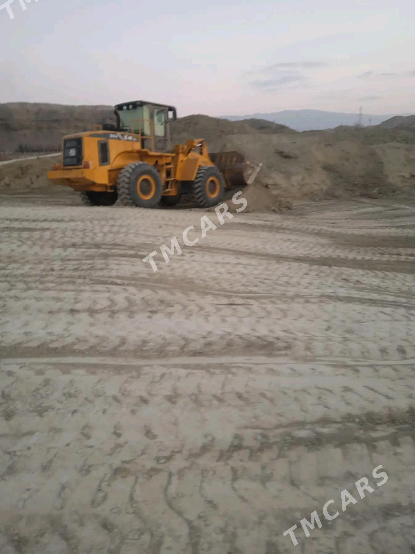 LiuGong CLG 856H 2022 - 700 000 TMT - Gypjak - img 4