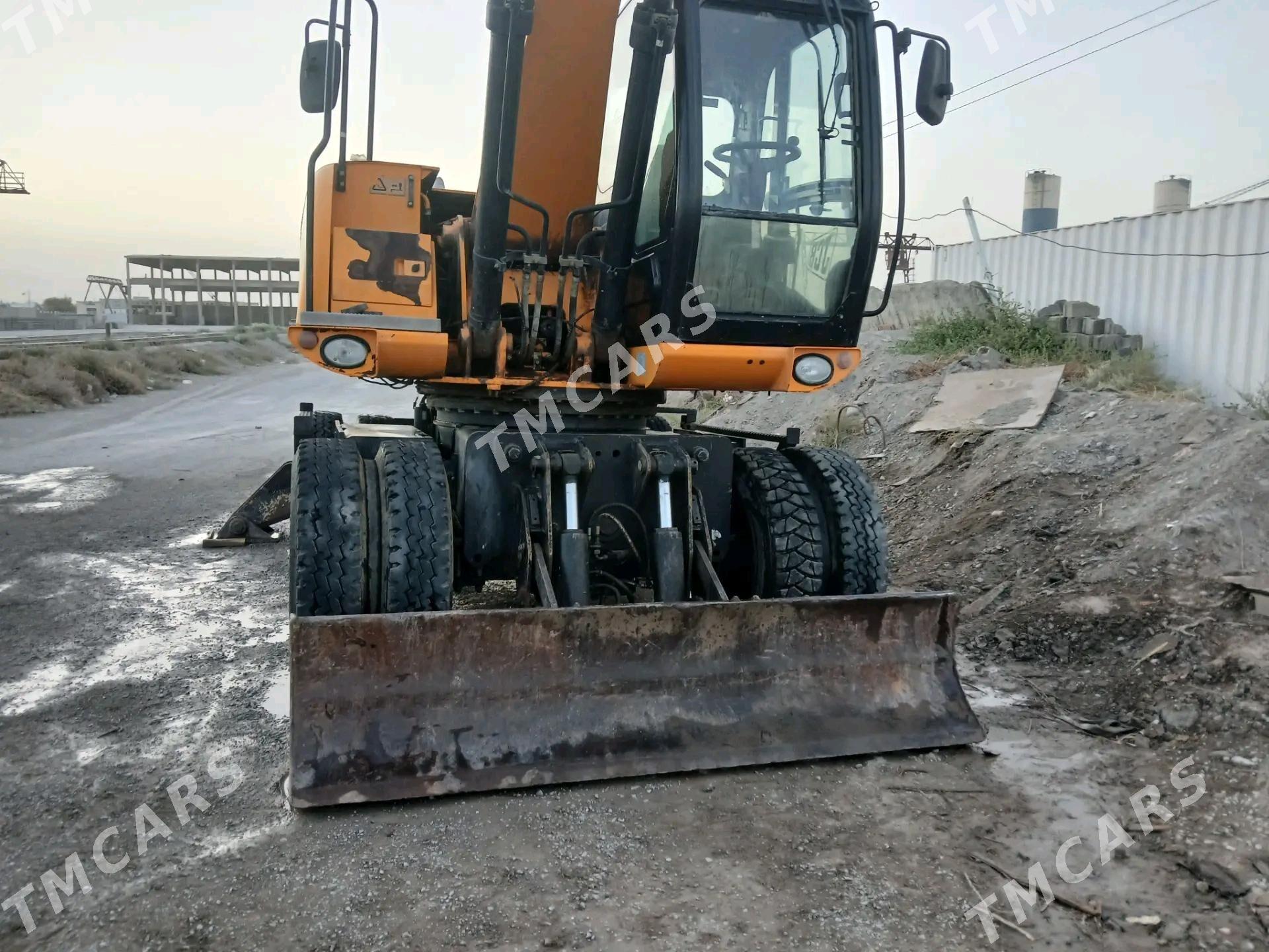 JCB 5CX Wastemaster 2013 - 1 100 000 TMT - Дашогуз - img 3