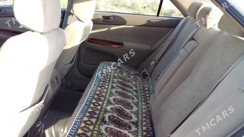 Toyota Camry 2005 - 160 000 TMT - Halaç - img 2