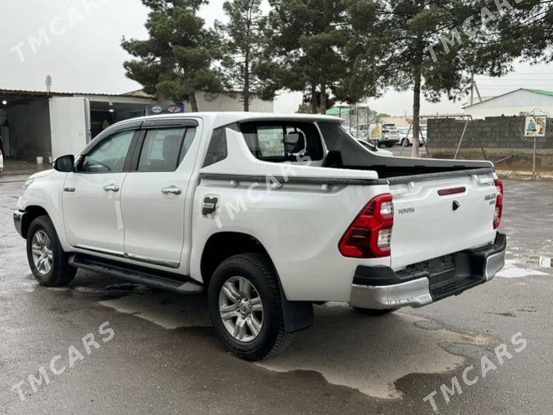Toyota Hilux 2024 - 685 000 TMT - Ашхабад - img 6
