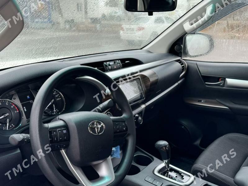 Toyota Hilux 2024 - 685 000 TMT - Ашхабад - img 5