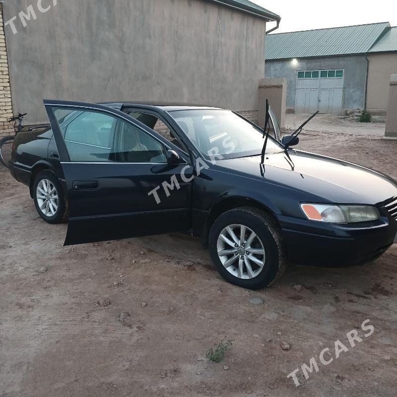 Toyota Camry 1999 - 120 000 TMT - етр. Туркменбаши - img 2