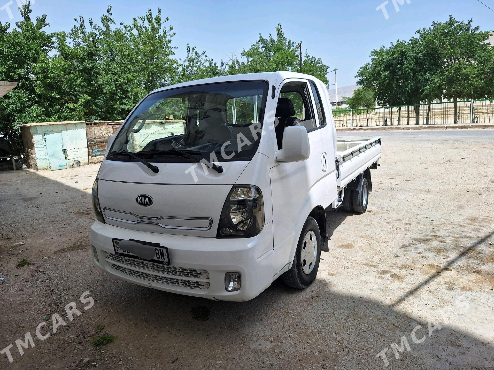 Kia Bongo 2016 - 220 000 TMT - Балканабат - img 2