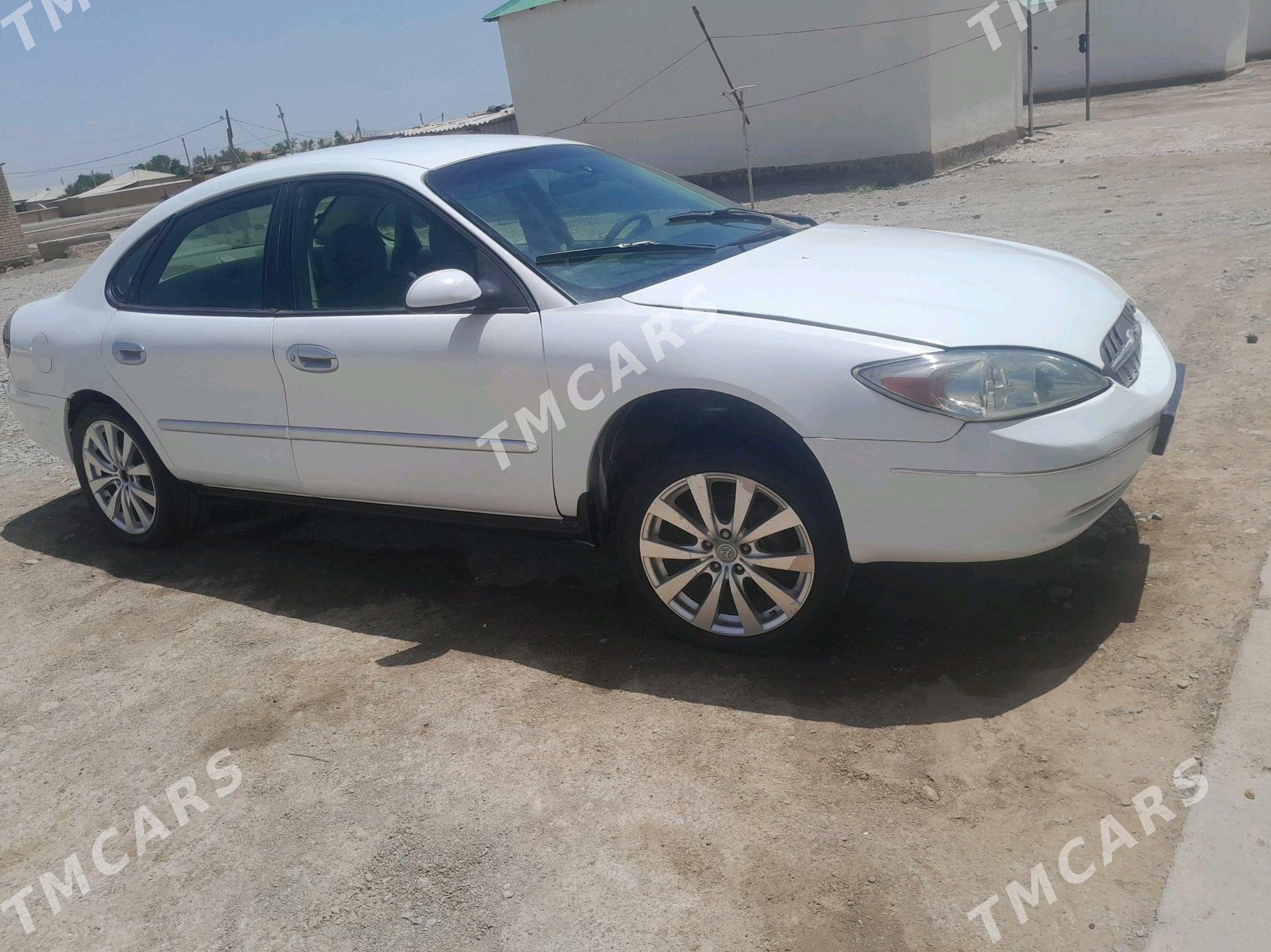 Ford Taurus 2002 - 30 000 TMT - Бабадайхан - img 3